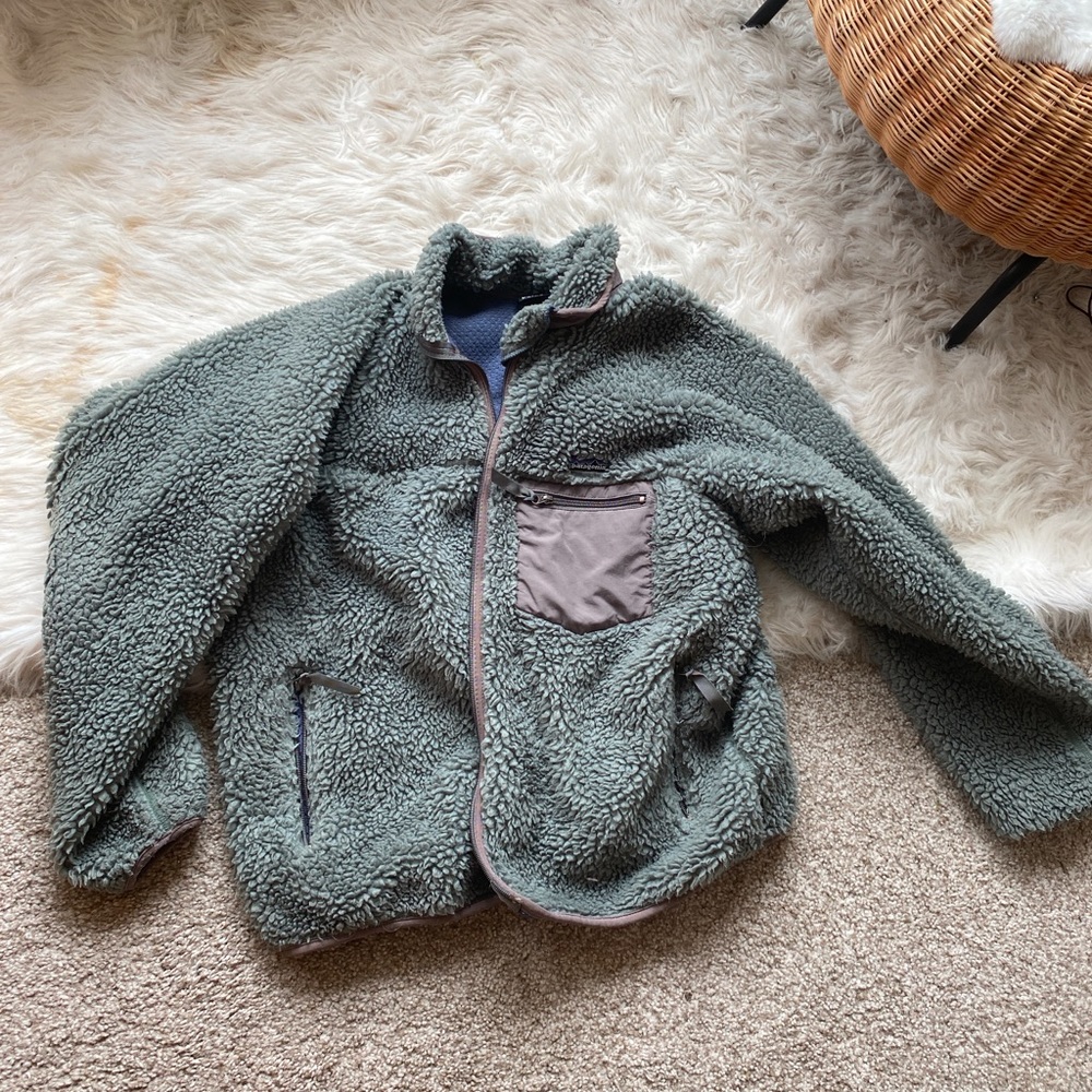 Green Patagonia Zipup